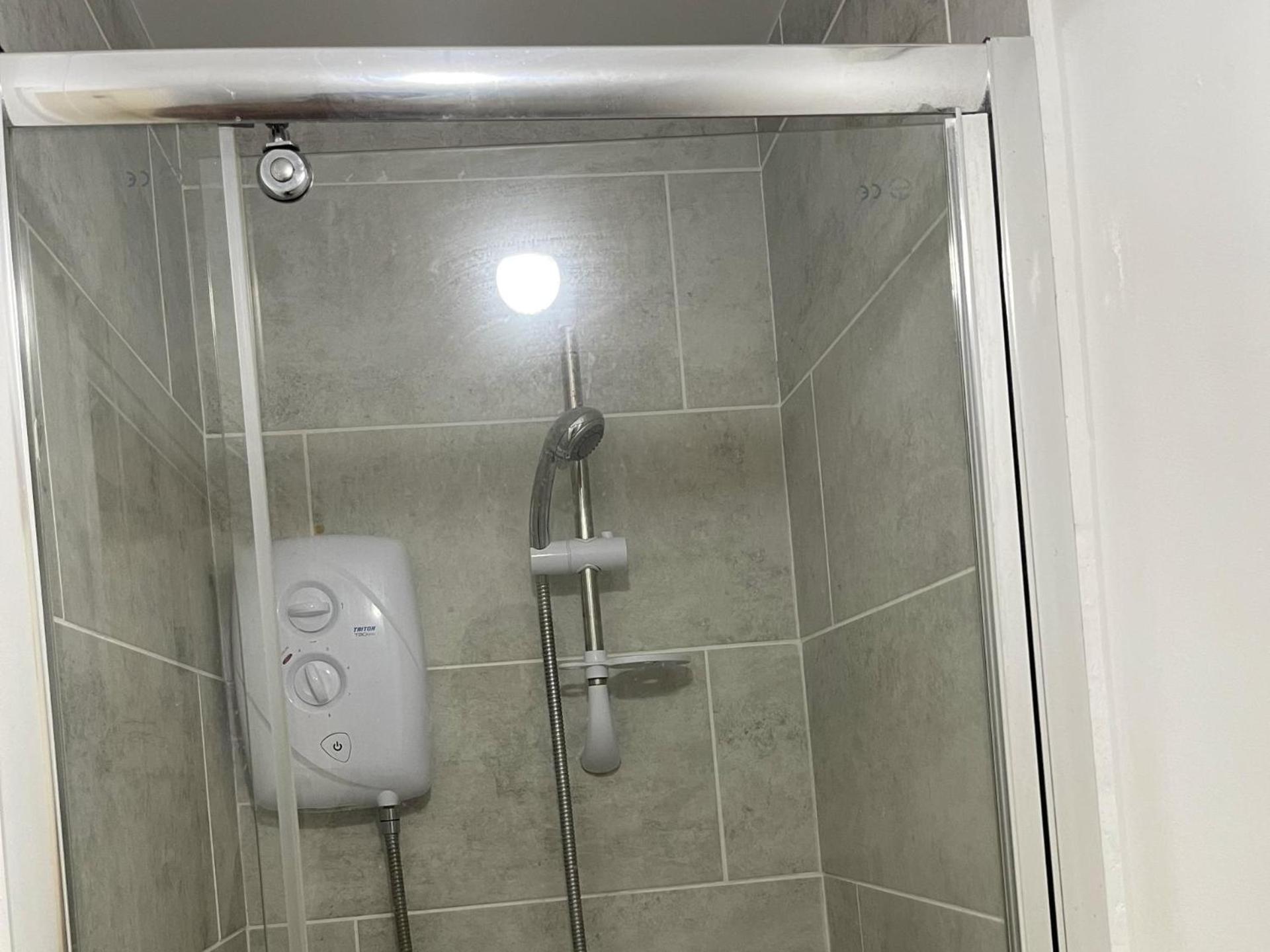 Stylish 1-Bed Apt - Sleeps 4 - Parking - Wifi Манчестър Екстериор снимка